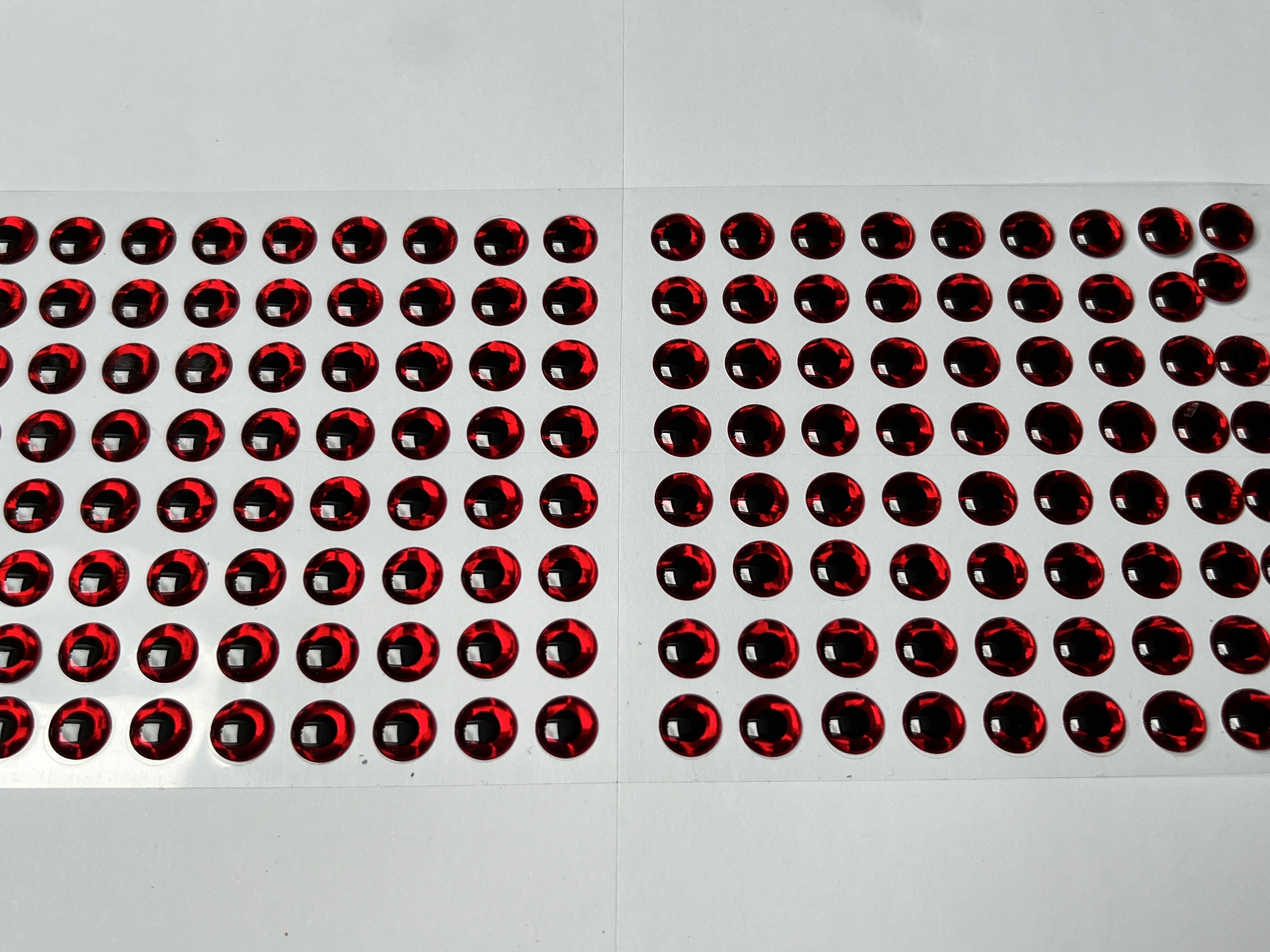 MIKATECH Epoxy 3D Augen 10mm Prism Red 144er Karte MIKATECH Epoxy 3D Augen 10mm Prism Red 144er Karte