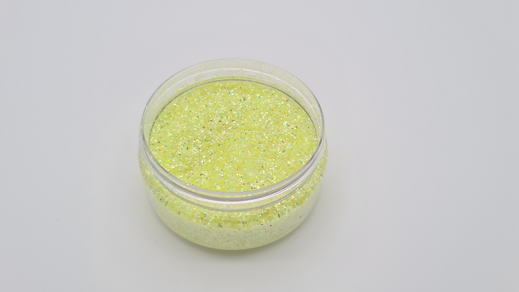 Irisierend-Gelb-UV-0-6mm MIKATECH Glitter 0,6mm Irisierend Gelb UV 100ml