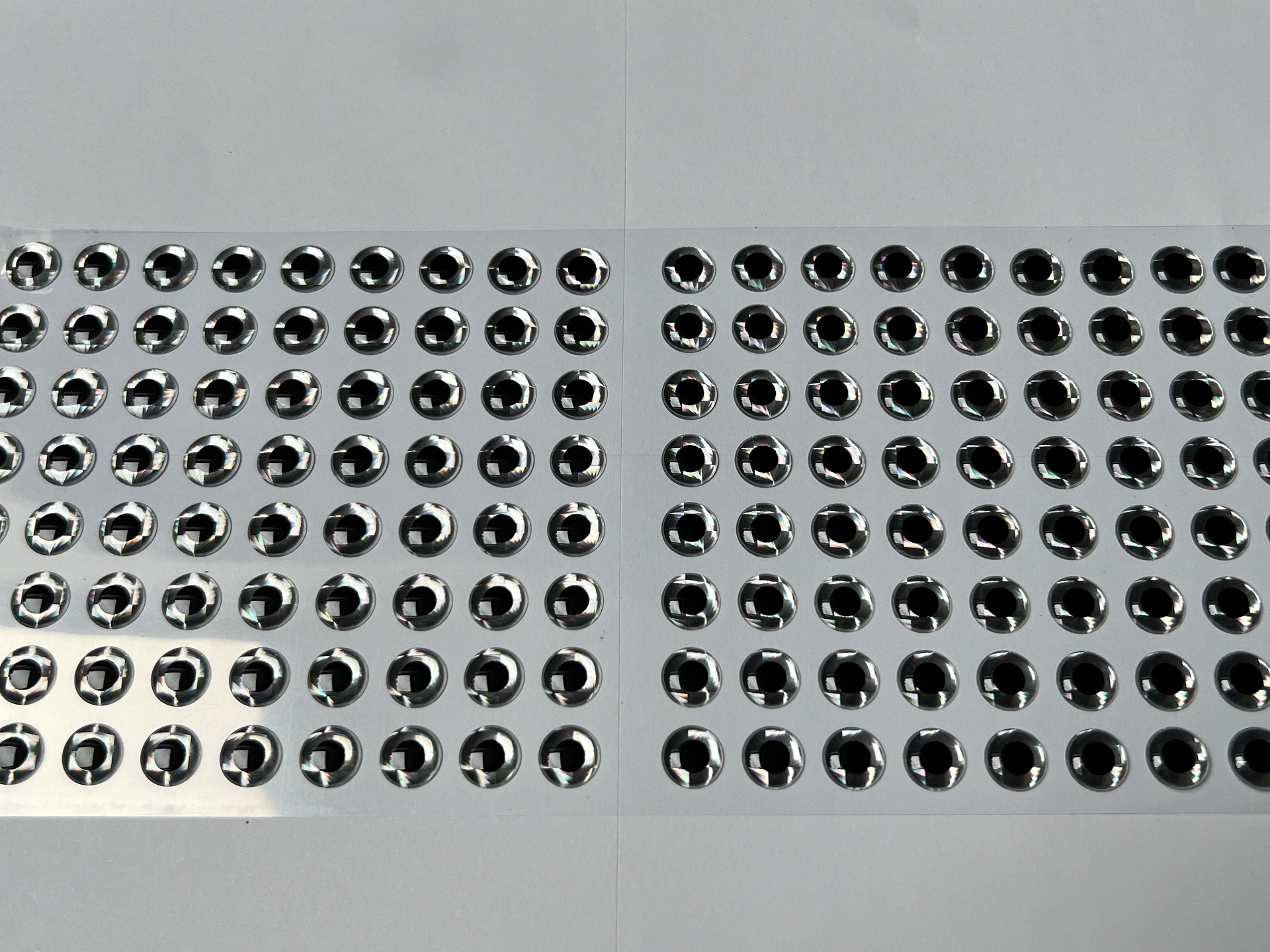 MIKATECH Epoxy 3D Augen 10mm Prism Chrome 144er Karte MIKATECH Epoxy 3D Augen 10mm Prism Chrome 144er Karte