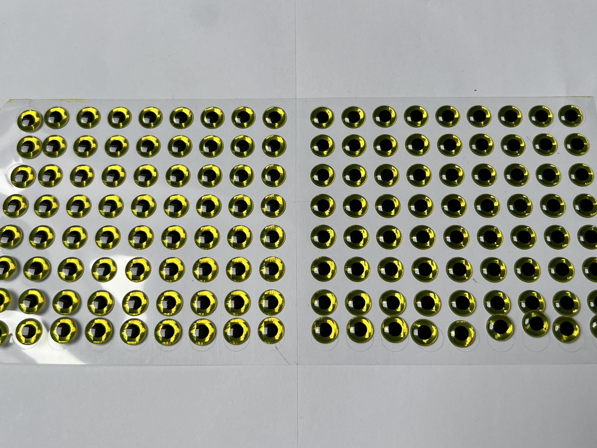 MIKATECH Epoxy 3D Augen 10mm Prism Chartreuse 144er Karte MIKATECH Epoxy 3D Augen 10mm Prism Chartreuse 144er Karte